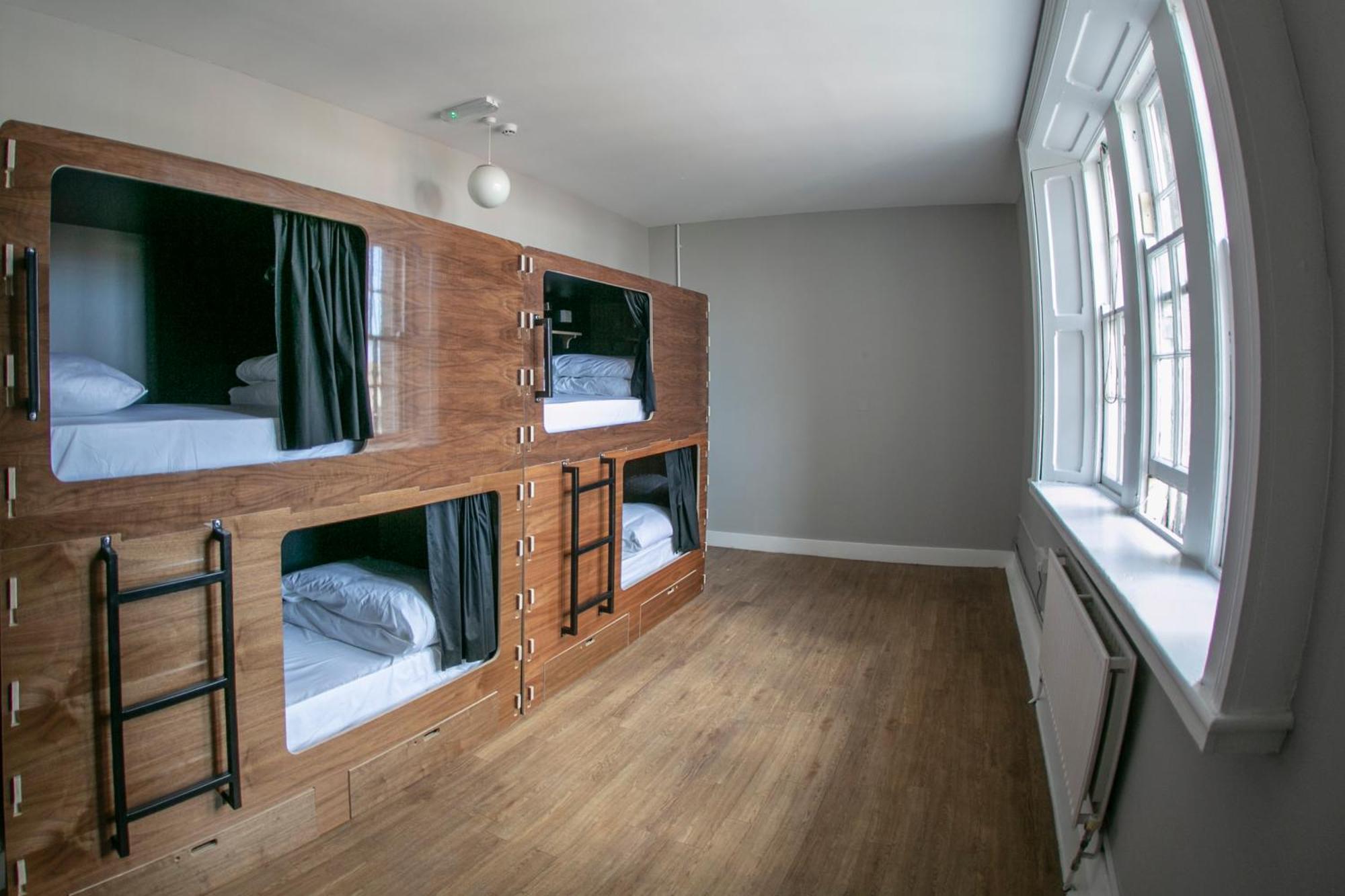 Leevin Hostel Mountjoy دبلن المظهر الخارجي الصورة